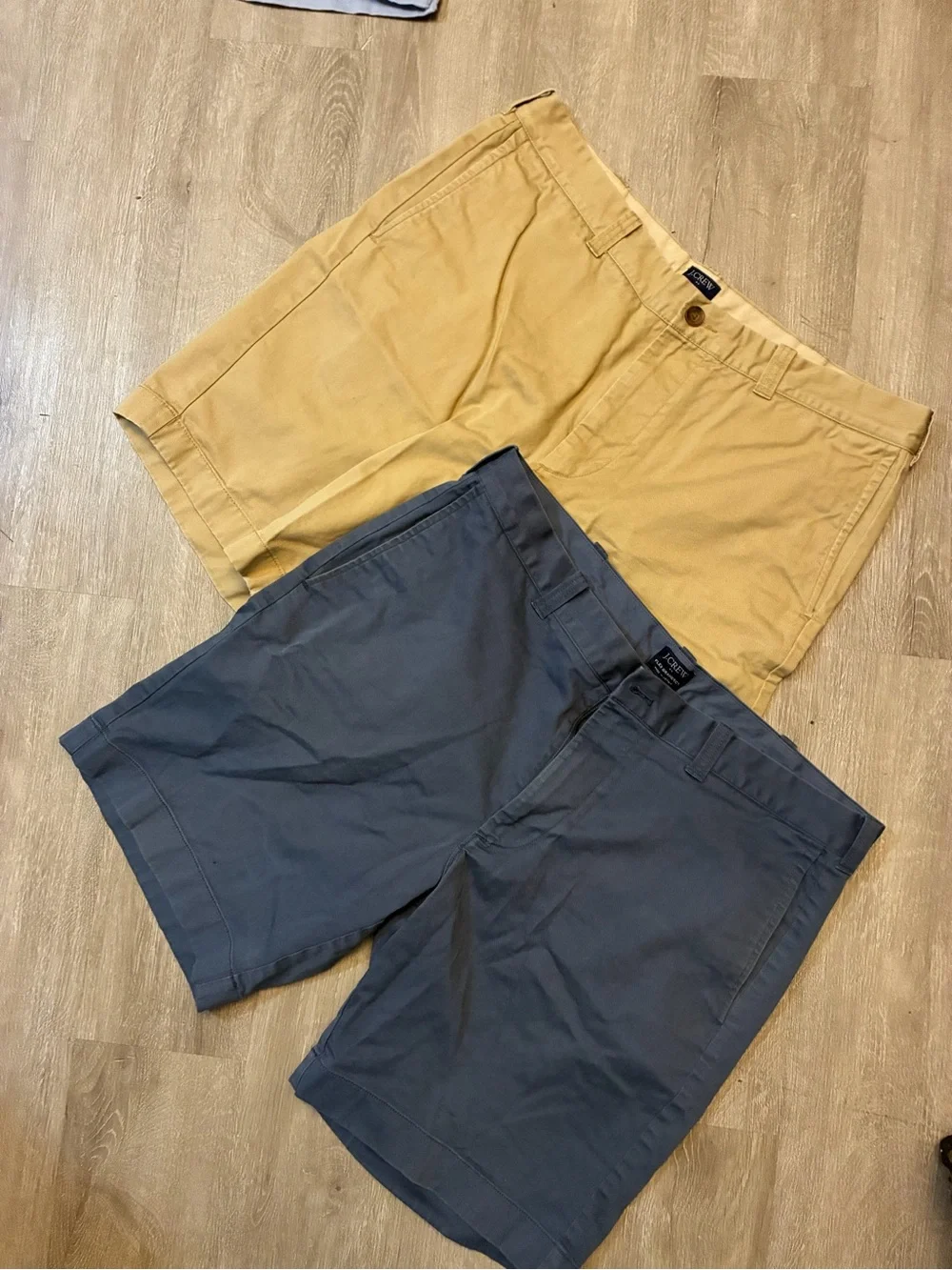 J. Crew Men's Flat Front Chino Shorts in Mustard Yellow and Slate Blue